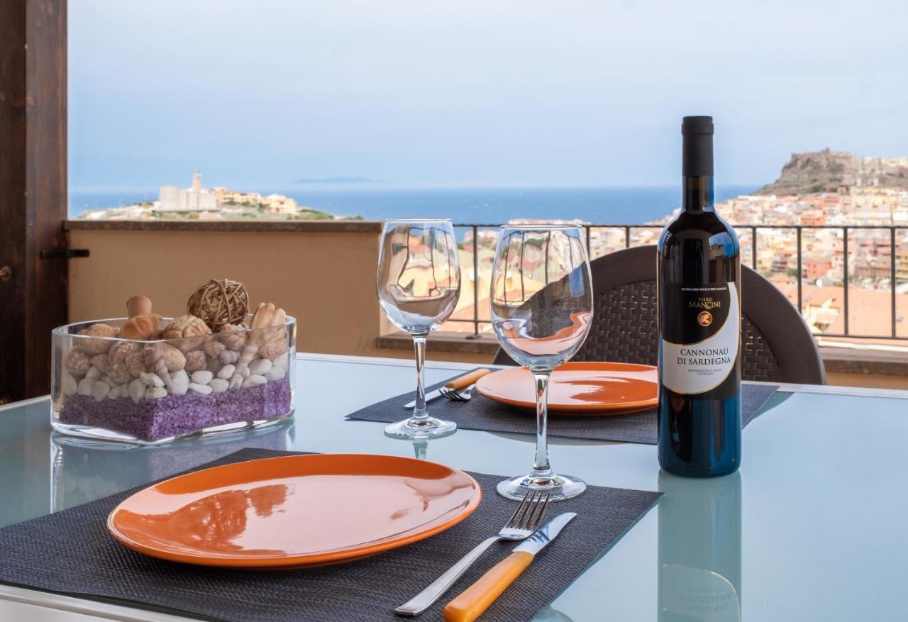 Castelsardo- Elegante Appartamento Vista Mare Bagian luar foto